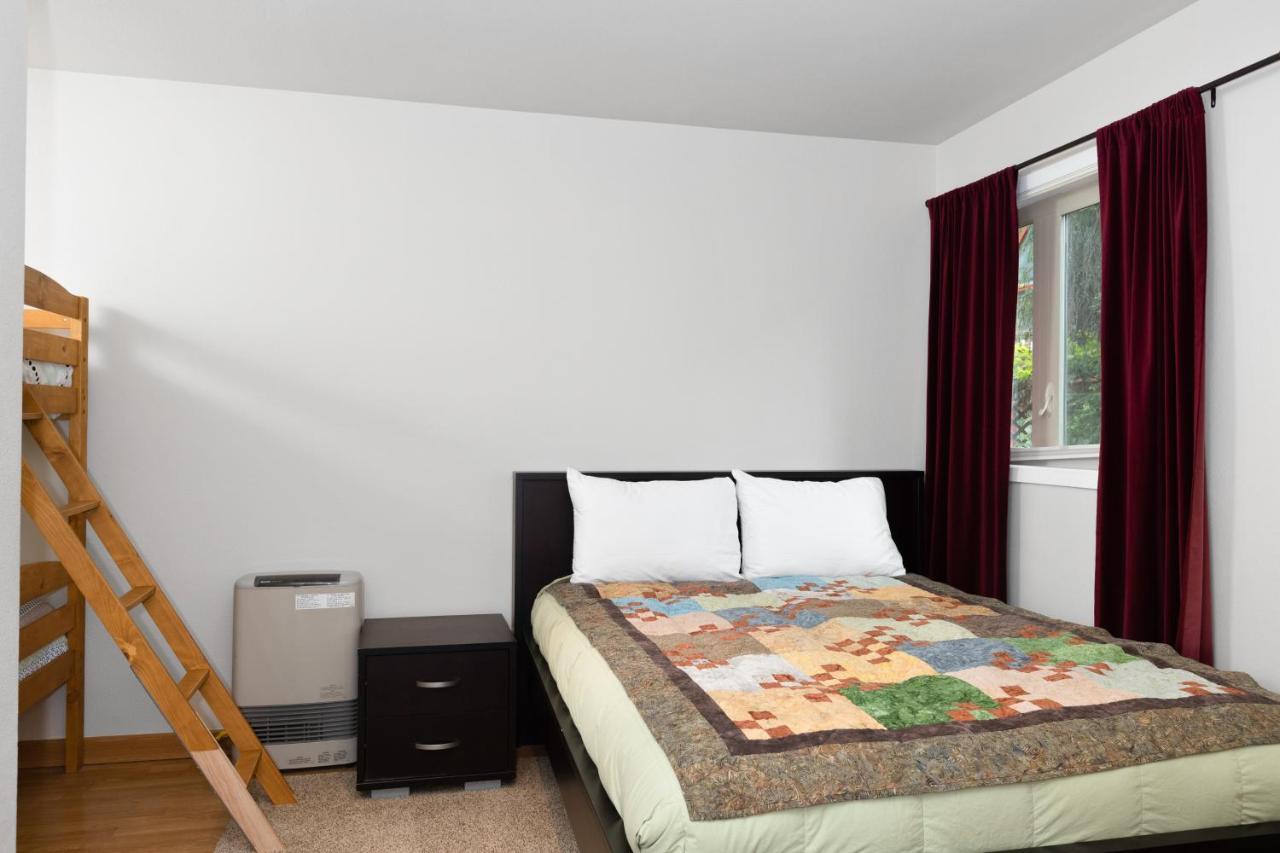 Hiker'S Den Apartment เกิร์ดวูด ภายนอก รูปภาพ