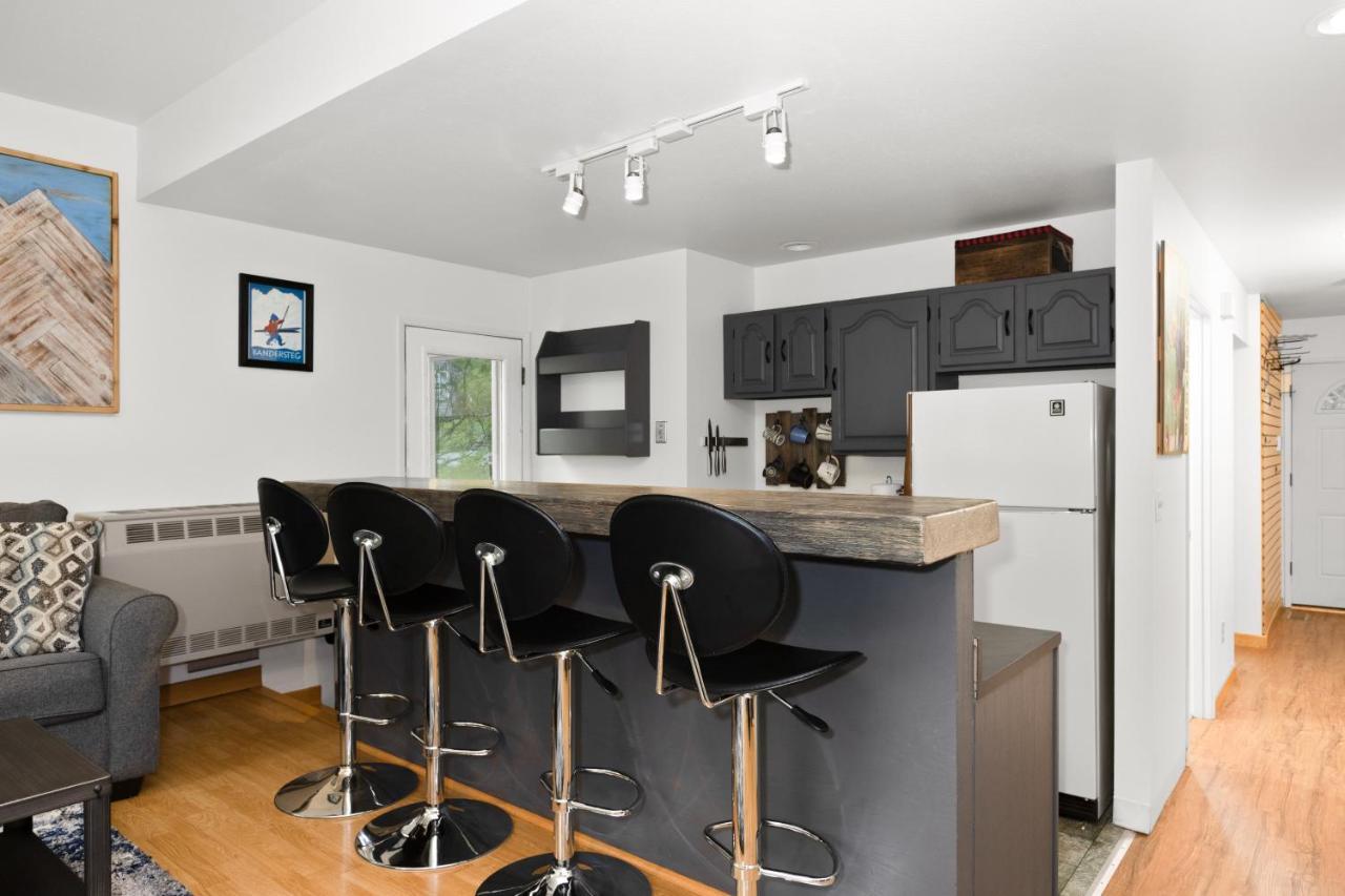 Hiker'S Den Apartment เกิร์ดวูด ภายนอก รูปภาพ