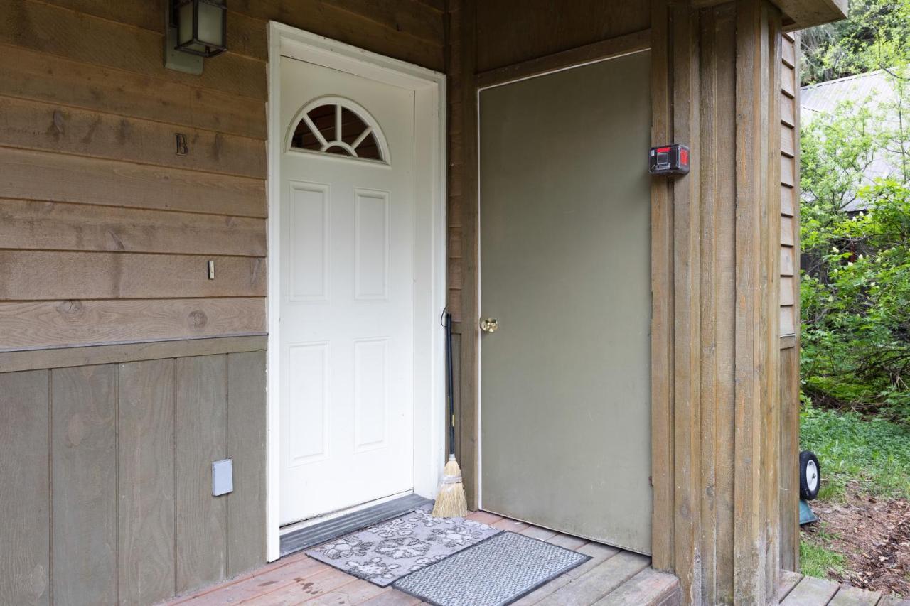 Hiker'S Den Apartment เกิร์ดวูด ภายนอก รูปภาพ